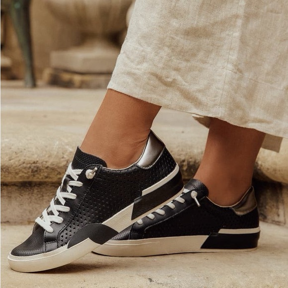 Dolce Vita Zina Perforated 360 Slip-On Women's Sneaker Leather Black Size 9 - Picture 2 of 14